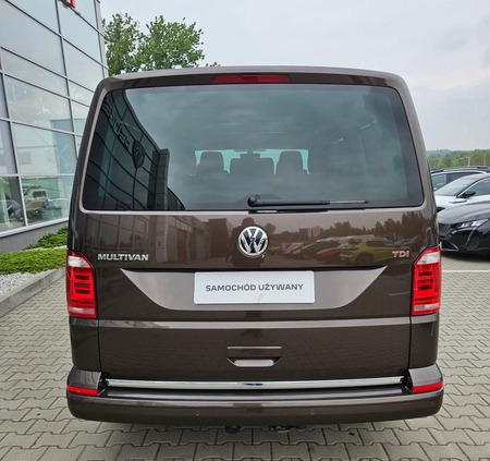 Volkswagen Multivan cena 138000 przebieg: 147000, rok produkcji 2016 z Debrzno małe 742